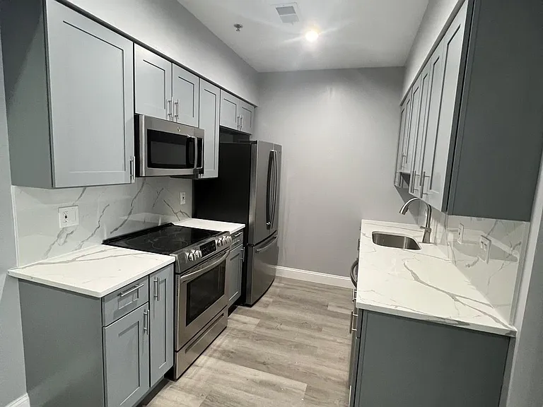 1611 Ridge Ave #3 — Photo 10