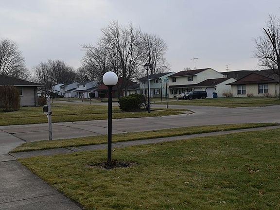 2nd image of 5620 Gargasz Dr