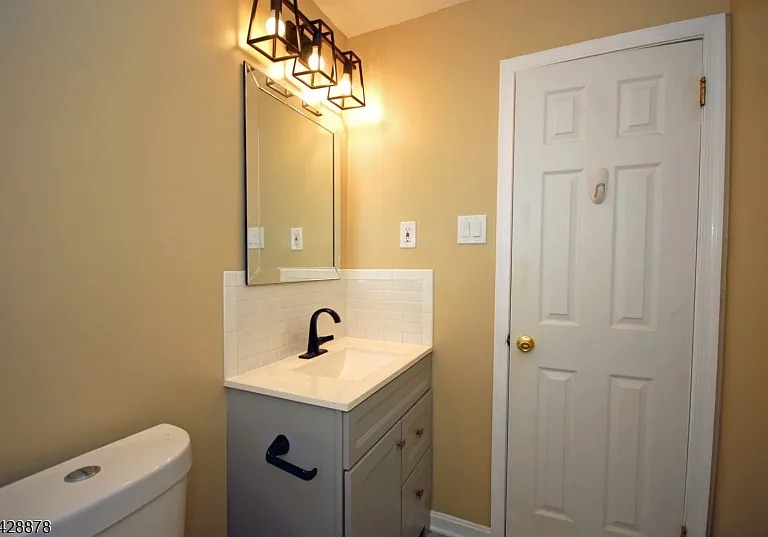 76 E Farm Rd #E — Photo 11