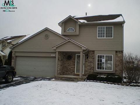 1st image of 28721 Bayberry Ct W