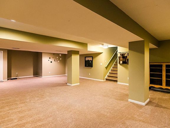 2nd image of 2415 Kenwyn Blvd