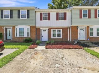 6020 Edgelake Dr, Virginia Beach, VA 23464