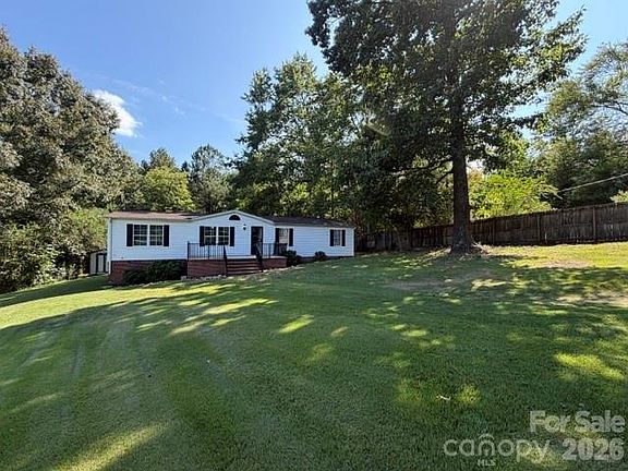 2nd image of 321 Onvil Rd