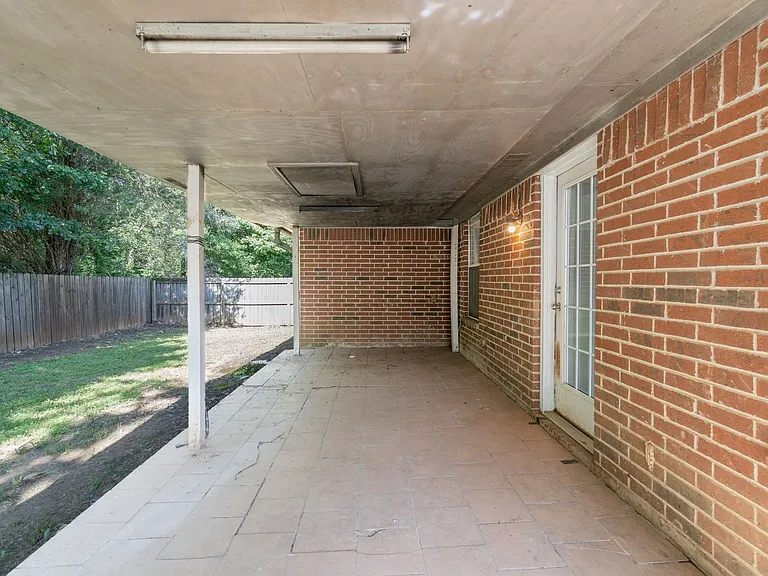 3705 Price Cir — Photo 21