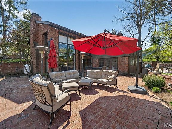 35th image of 10 Vouga Ln
