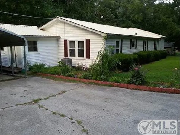 1279 Dry Ck Rd, Waverly, TN 37185