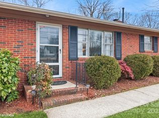 3100 Westerwood Dr, Charlotte, NC 28214