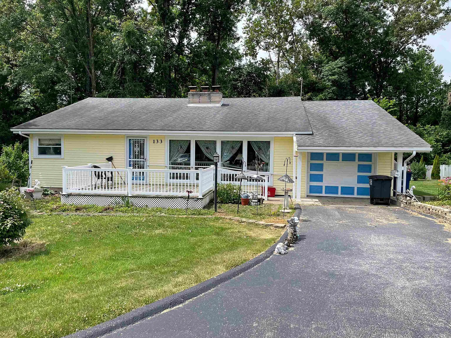 133 Edgewood Dr photo 1