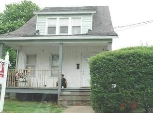 25 E 3rd St, Huntington Station, NY 11746