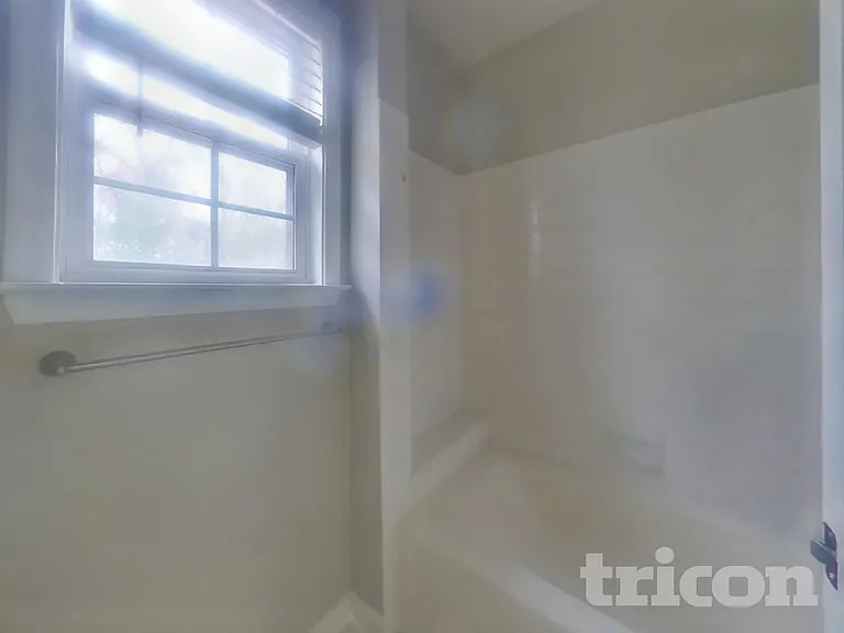 3182 Gainsborough Ct — Photo 15