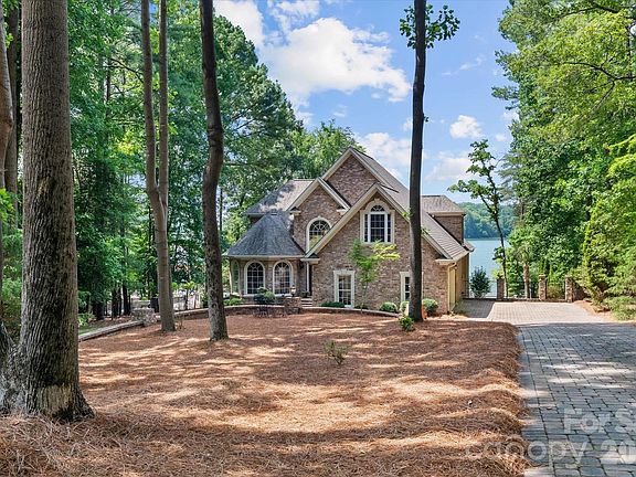 4th image of 151 Eagle Chase Ln