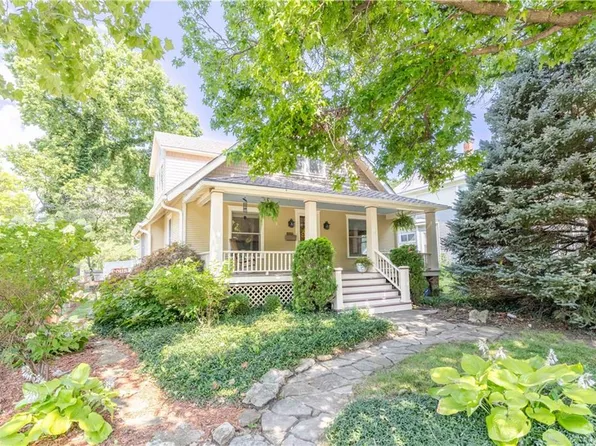1737 Mississippi St, Lawrence, KS 66044