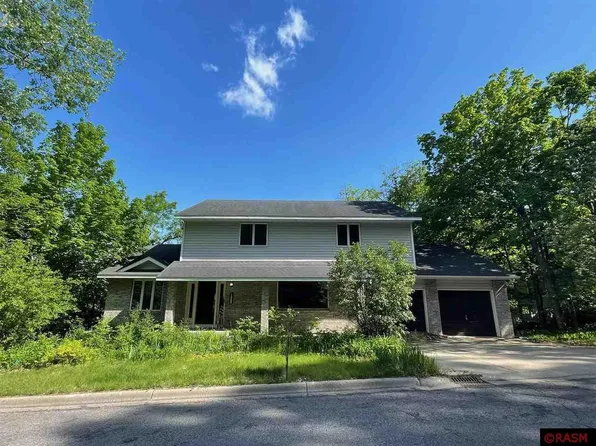 951 Belvista Dr, North Mankato, MN 56003