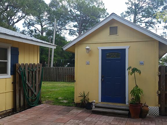 2nd image of 3069 SW Hollis Ave