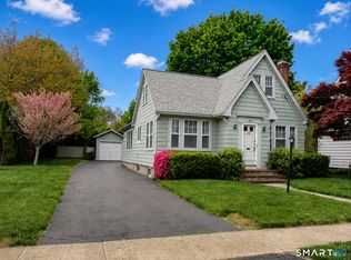 40 Beers Pl, Stratford, CT 06614