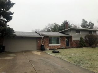 13101 Richards Dr, Strongsville, OH 44149