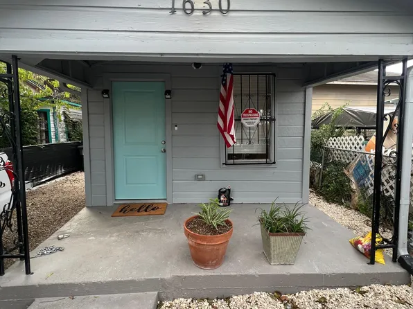 1630 San Patricio St, San Antonio, TX 78207