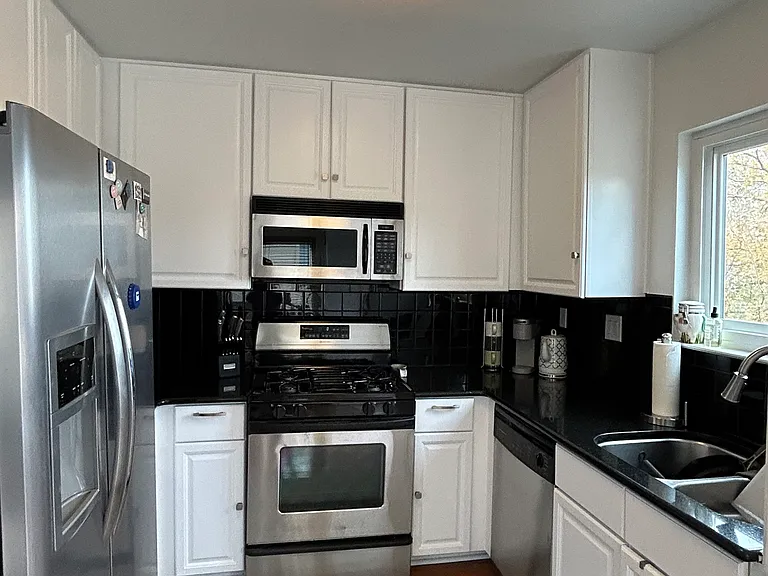 4807 E Oltorf St #B — Photo 2