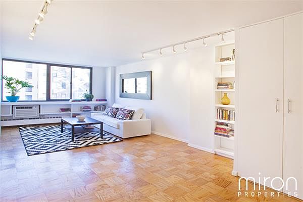 1st image of 16 W 16th St Unit 14