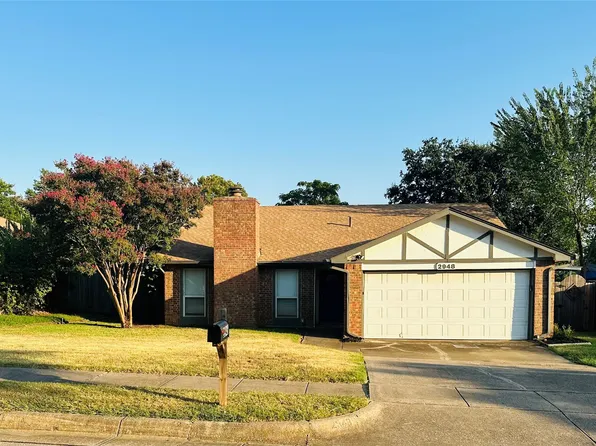 2948 Woodbridge Dr, Bedford, TX 76021