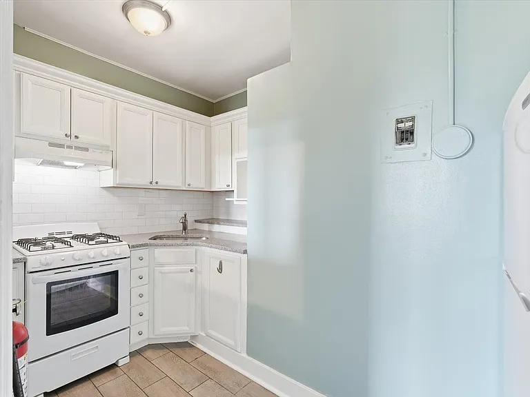 62 Forest Hill Rd #2E — Photo 7