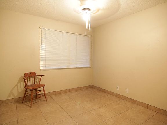 Bedroom #1