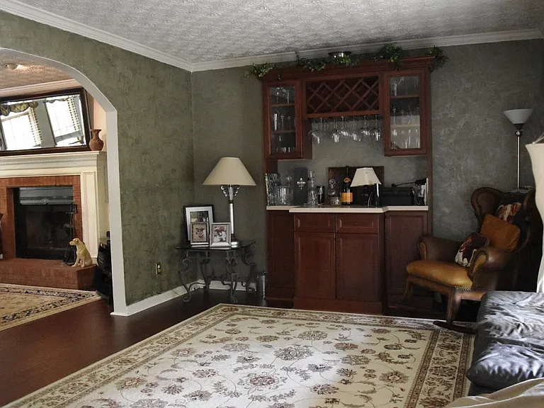 1627 Pine Creek Way — Photo 4