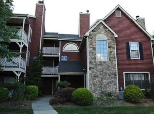 52 Lear Ct, East Brunswick, NJ 08816