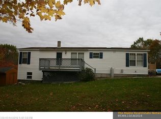 8 Santa Ln, Litchfield, ME 04350