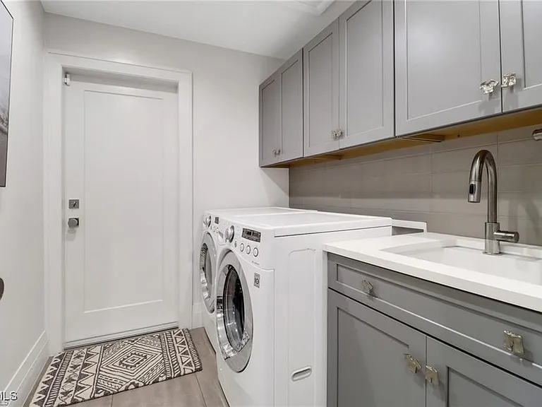 27052 Kindlewood Ln — Photo 23