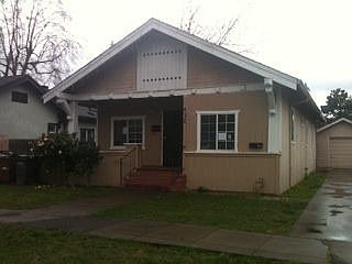 1st image of 432 E Oak St