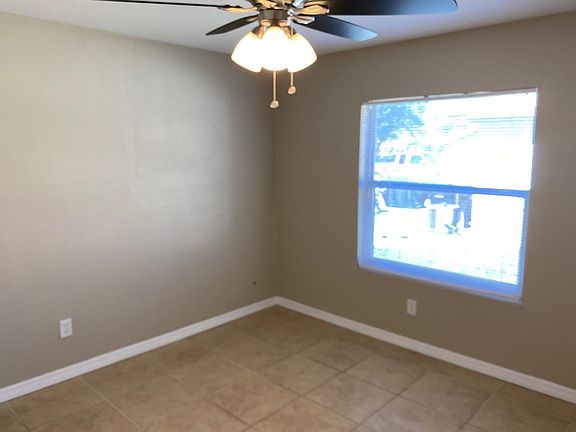 3rd image of 1232 Sophie Blvd