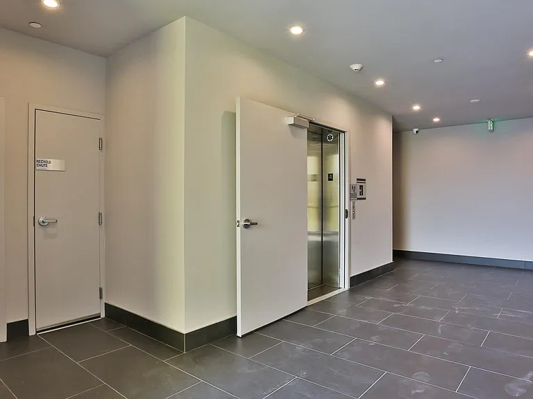 727 Wilcox Ave #305 — Photo 59