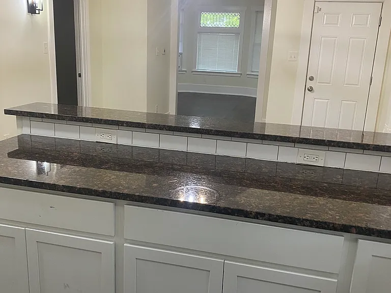 243 Horton Ave — Photo 6