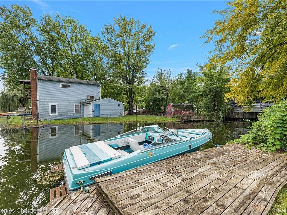 2189 Willow Beach St, photo 24