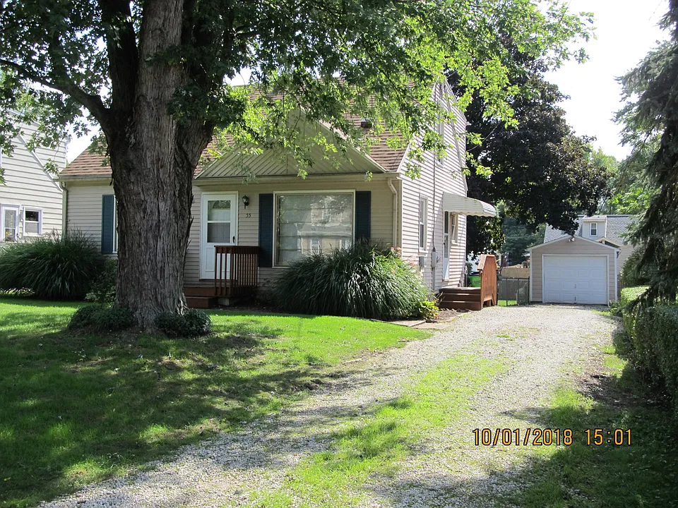 55 Lindsey Rd