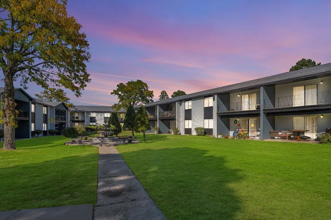 Arlo Apartments — Photo 1