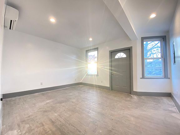 5th image of 1259 Richmond Ave #1F