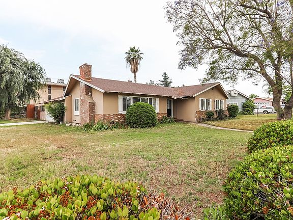 3rd image of 1385 Orchid Dr