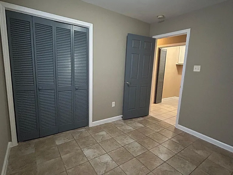 13931 Azalea Park Ave — Photo 2