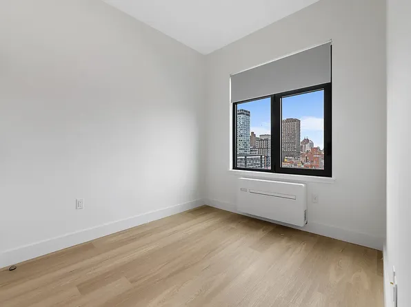 63 Pitt Street image 1 of 8