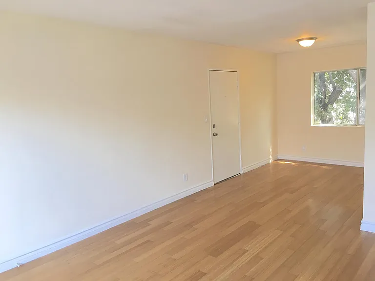 2650 S Corning St #5 — Photo 6