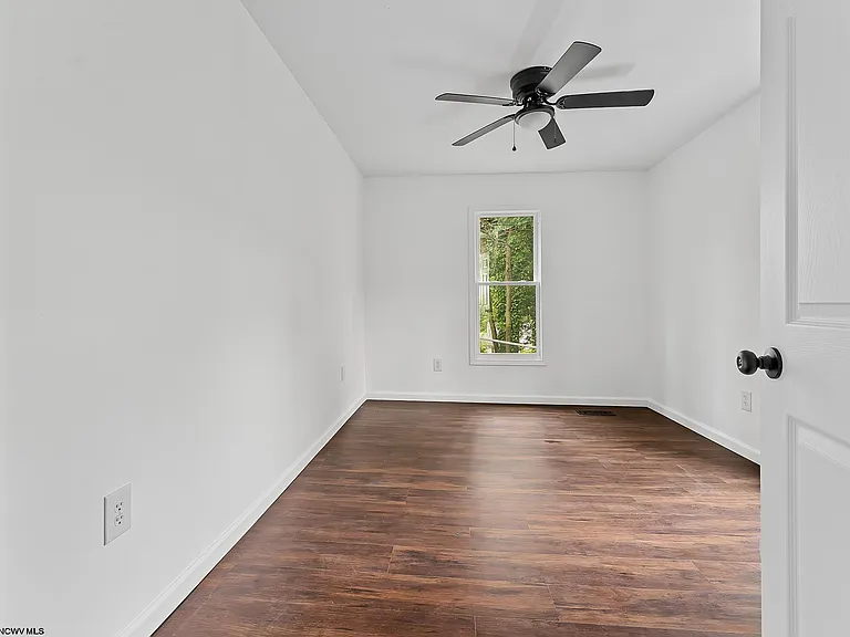 44 Edgehill St — Photo 20