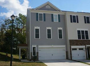 5218 Pan Tops Dr, Stephens City, VA 22655