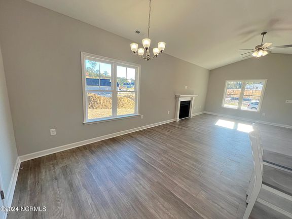5th image of 3090 Marion Heights Drive