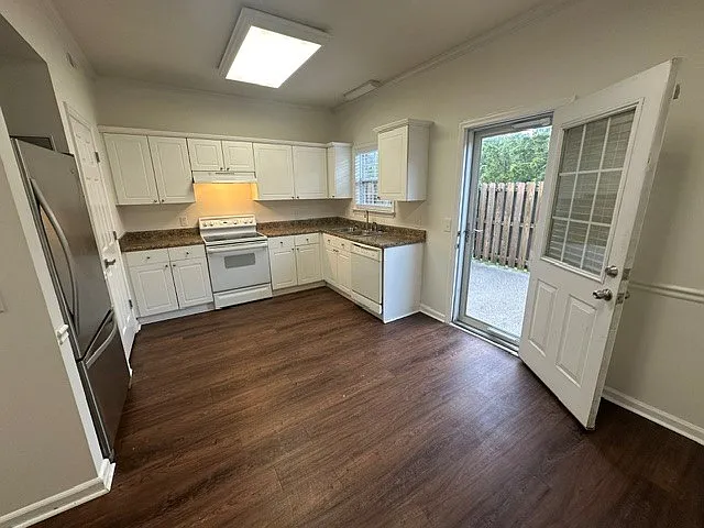 2121 Highway 12 S — Photo 11