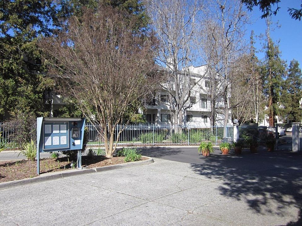1st image of 4691 Albany Cir APT 107