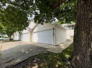 4888 10th Ave S, Fargo, ND 58103