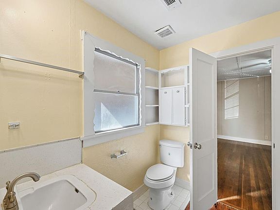 4th image of 7921 Pointer St