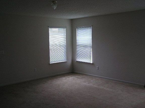3rd image of 2128 Fresco Dr